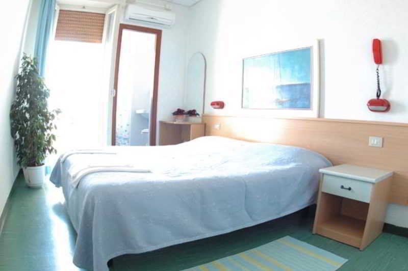 Hotel Miramare Marotta Eksteriør billede