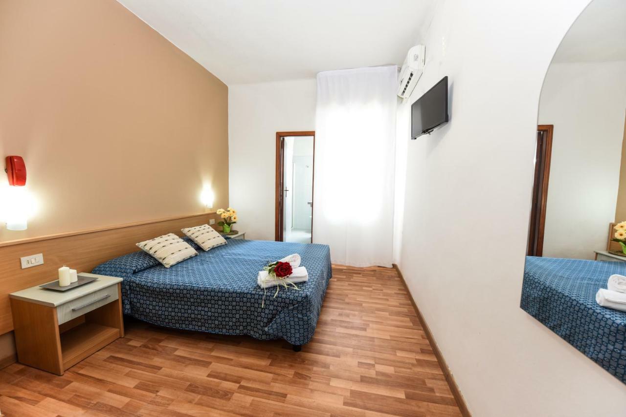 Hotel Miramare Marotta Eksteriør billede